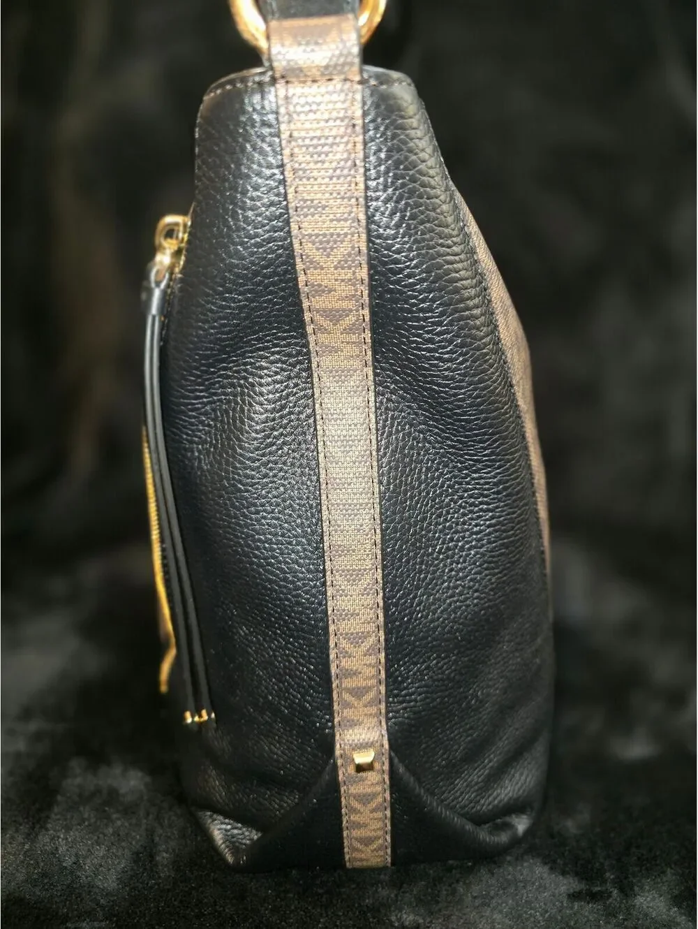 56. NWOT Michael Kors Brooklyn Large Monogram-Print Hobo